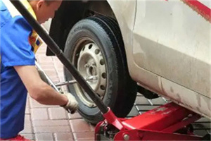 和田地区附近拖车24小时服务热线电话