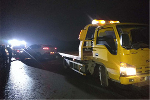 和田地区24小时车辆搭电联系电话